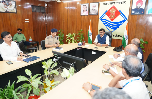 परीक्षा घोटाले की जांच एसआईटी करेगी, हाईकोर्ट रिटायर्ड जज रहेंगे मॉनिटरिंग पर।