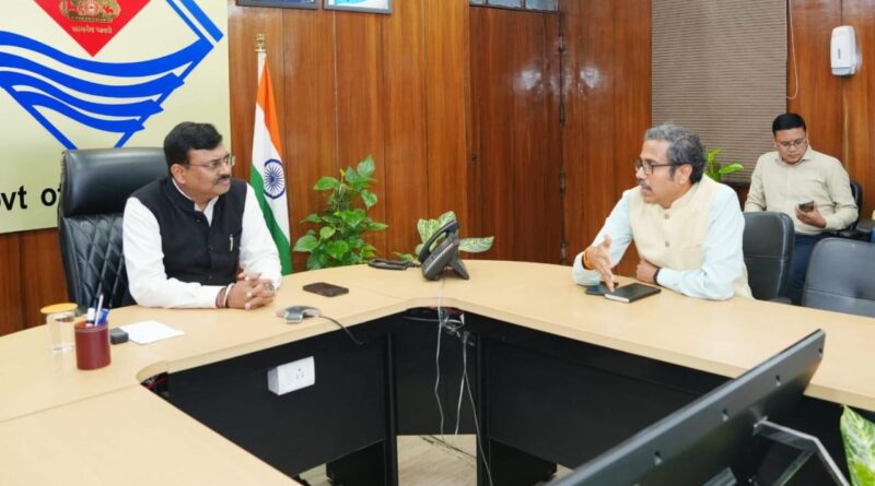 मुख्य सचिव ने कौशल विकास विभाग की बैठक में युवाओं के लिए देश-विदेश में रोजगार अवसर बढ़ाने के निर्देश दिए।