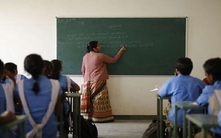 ट्रांसफर पर शिक्षा विभाग का निर्णय अटका, तीन हजार से अधिक शिक्षकों ने किया आवेदन।