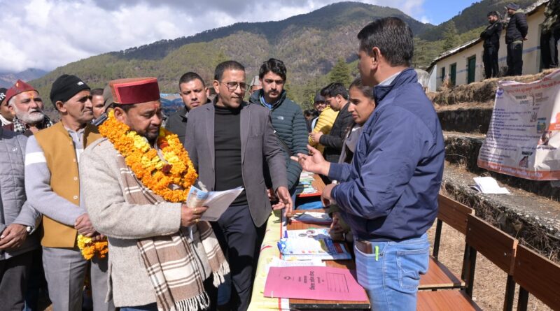 CM धामी के नेतृत्व में जनसेवा का नया रिकॉर्ड, 484 कैम्पों से 3.89 लाख से अधिक लोग लाभान्वित