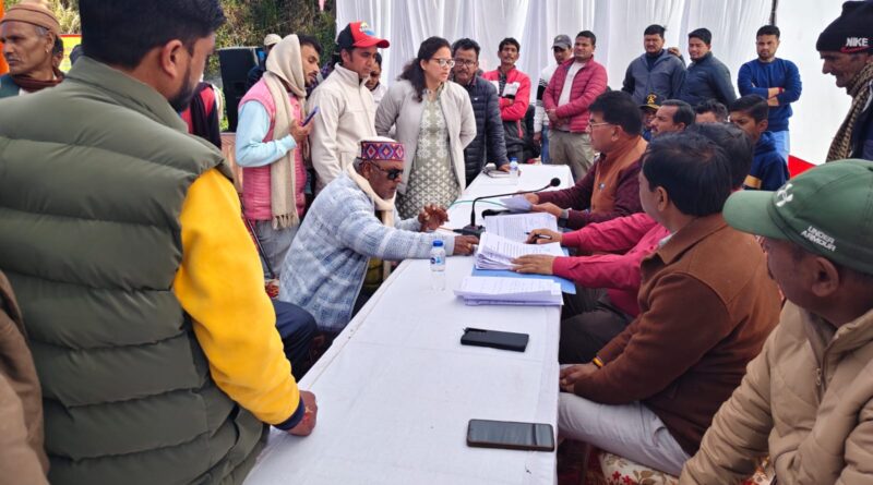 “जन-जन की सरकार, जन-जन के द्वार” अभियान ने रचा नया कीर्तिमान – मुख्यमंत्री पुष्कर सिंह धामी के नेतृत्व में एक ही दिन में 7,876 नागरिकों तक पहुंची सरकार