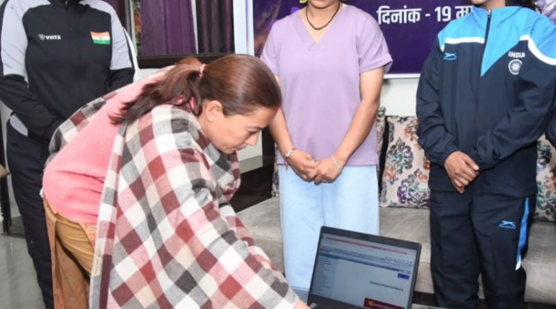 खेल मंत्री रेखा आर्या ने खिलाड़ियों को जारी की 3 करोड़ से ज्यादा की इनामी धनराशि