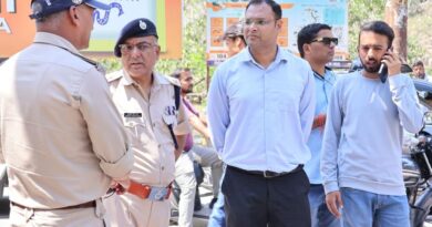 कर्णप्रयाग में एनएच-07 पर यातायात सुचारु, विवाद के बाद प्रशासन ने संभाला मोर्चा