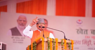 खेत बचाओ अभियान का शुभारंभ, केंद्रीय कृषि मंत्री एवं मुख्यमंत्री धामी का भव्य स्वागत