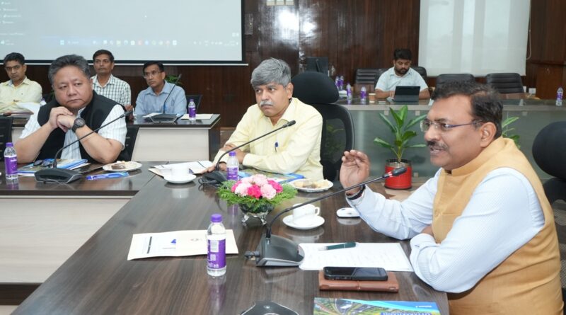 मुख्य सचिव आनन्द बर्द्धन ने पीएम गतिशक्ति उपयोग मामलों का संग्रह 2.0 एवं विभागीय डेटा संग्रहण मोबाइल ऐप का किया शुभारंभ।