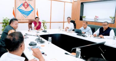 मुख्य सचिव आनंद बर्द्धन सख्त: 3 दिन में उपनल कर्मियों से करें अनुबंध, प्रमोशन और ACR प्रक्रिया भी समय पर पूरी करें