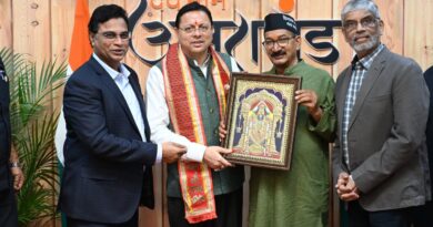मुख्यमंत्री पुष्कर सिंह धामी के जन्मदिवस पर मुख्यमंत्री आवास में उमड़ा आत्मीयता का माहौल, मंत्रीगण, अधिकारी-कर्मचारी और जनप्रतिनिधियों ने दी शुभकामनाएं