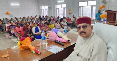 श्रमिक अपने पसीने से प्रदेश के विकास की नई इबारत लिख रहे हैं : महाराज